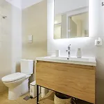 Spacious Flat With Amazing View! *