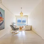 Spacious Flat With Amazing View! Διαμέρισμα *