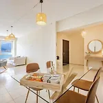 Spacious Flat With Amazing View! Διαμέρισμα Χαλκίδα