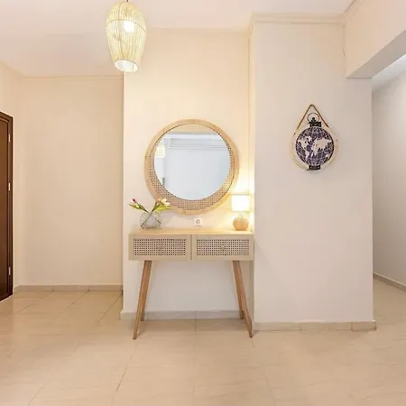 Spacious Flat With Amazing View!