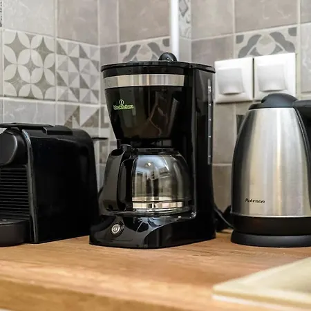 Spacious Flat With Amazing View!